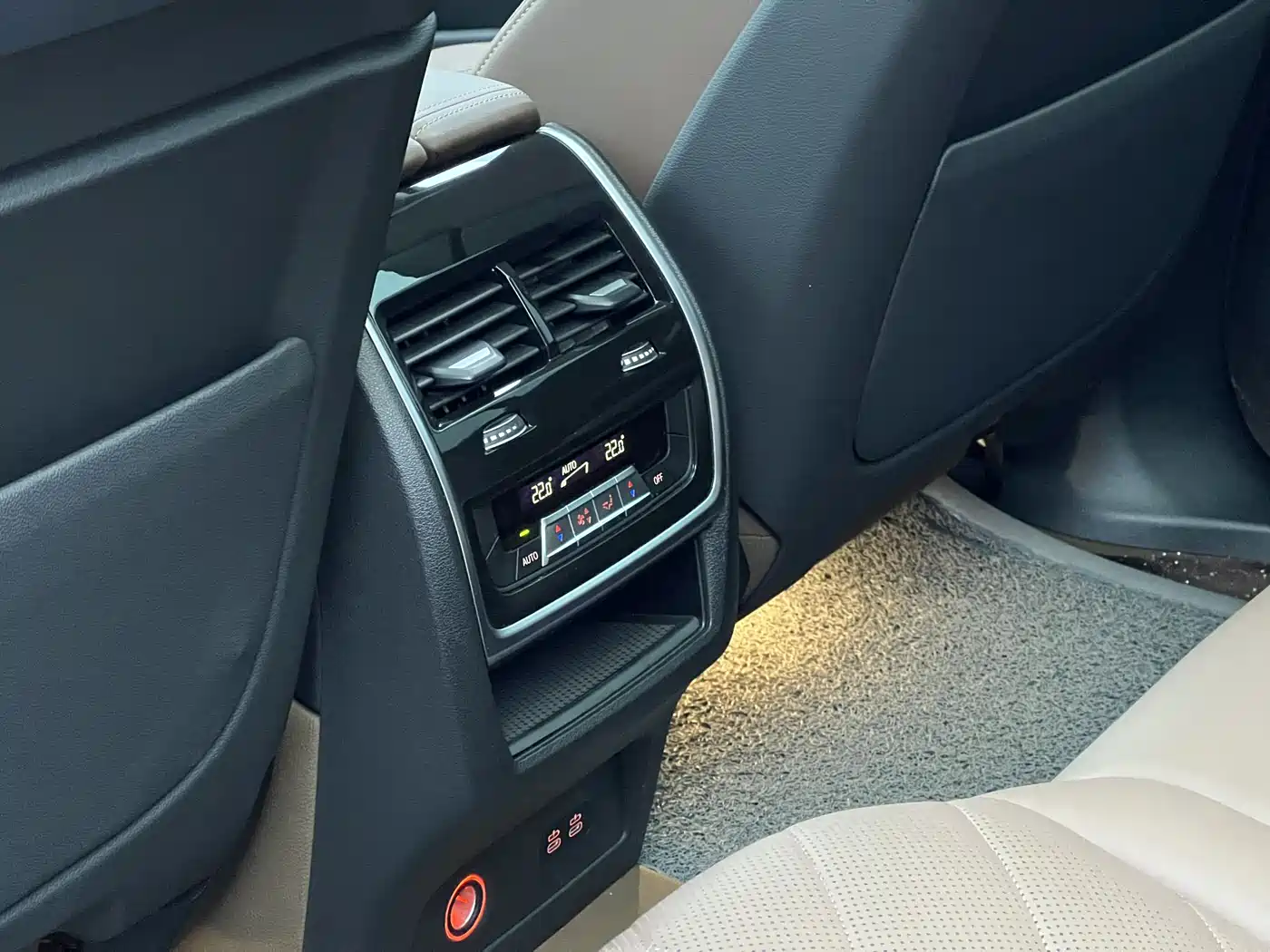 BMW X7 2024 xDrive40i Leading Luxury Package фото 13