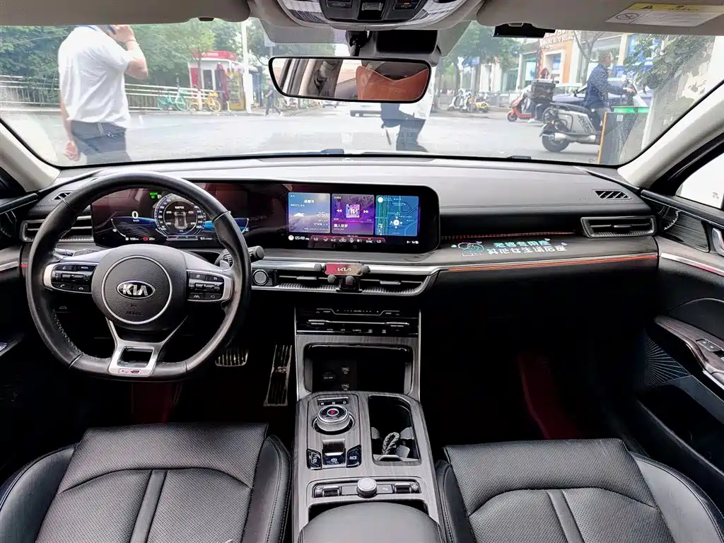 Kia K5 2020 380T GT-Line Premium Tech Version фото 10