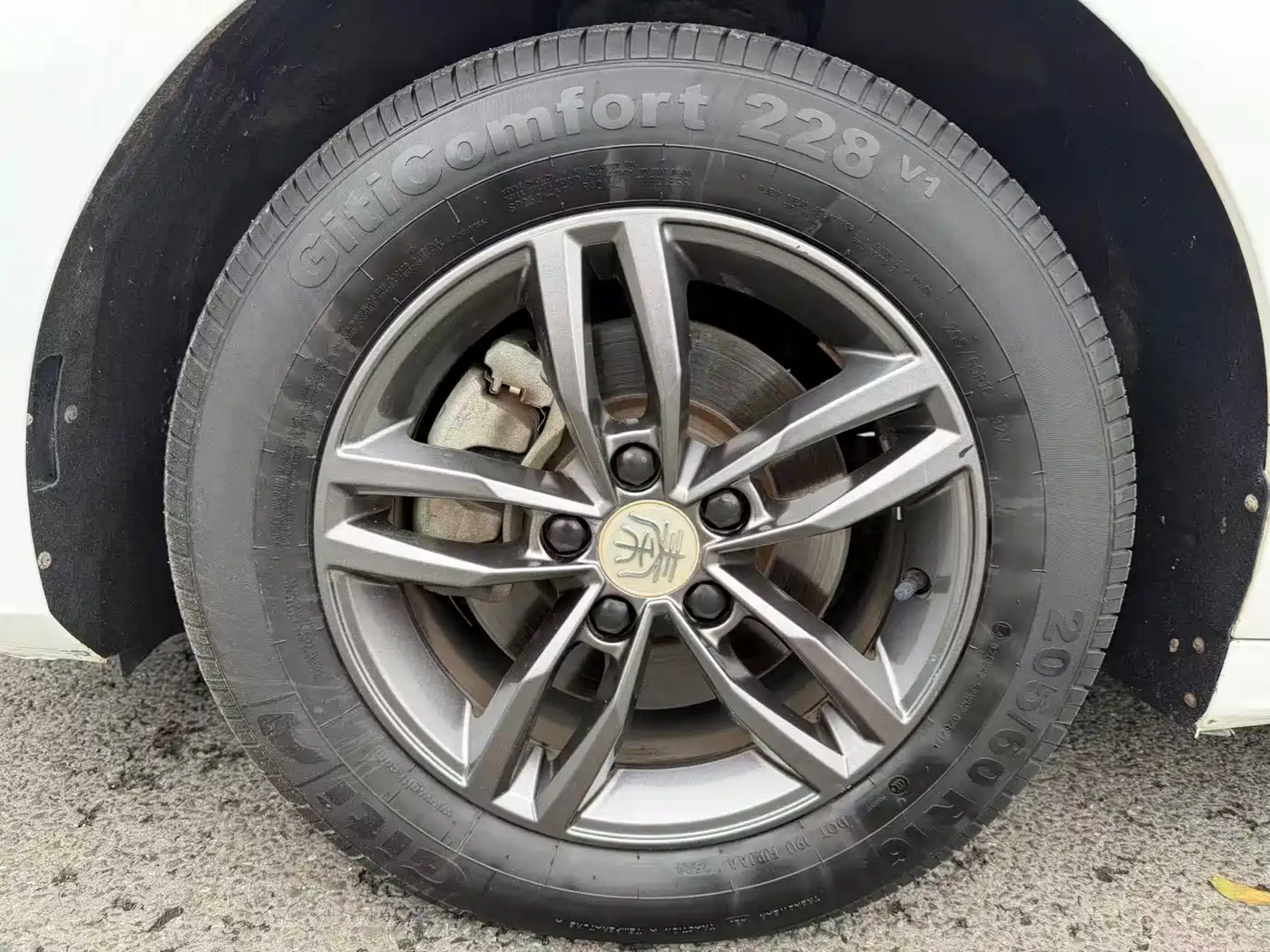 BYD Qin Pro 2019 Super Energy Edition 1.5TI Auto Smart Connection Sharp Dynamic Type China V фото 9