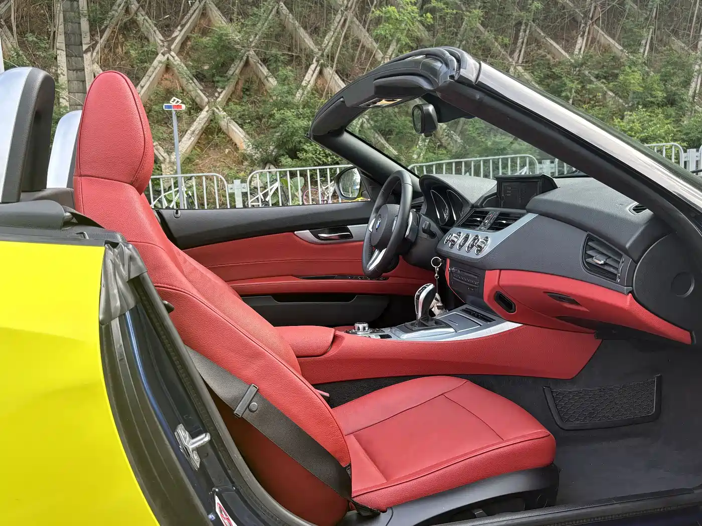 BMW Z4 2013 sDrive20i Leading фото 8