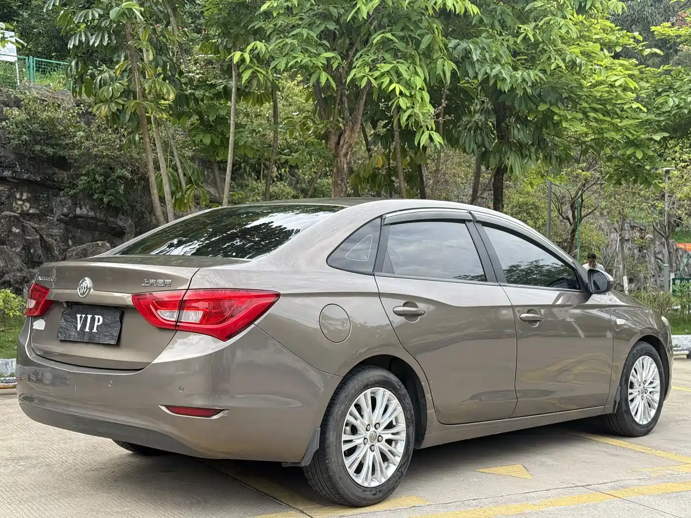 Buick Excelle 2016 15N Automatic Elite фото 4