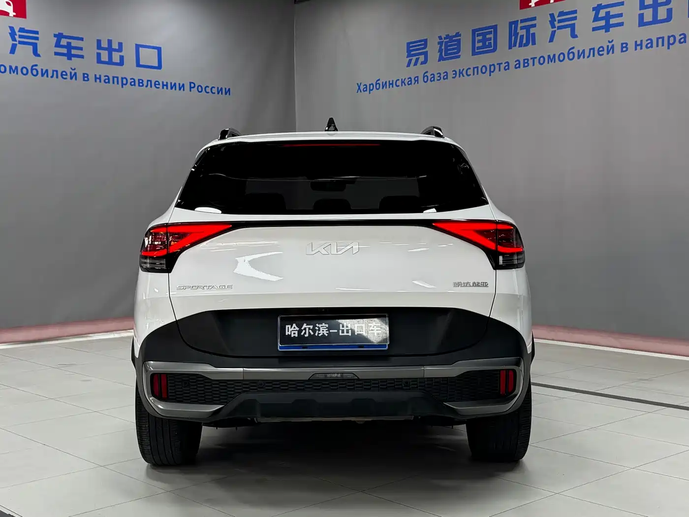 Kia Sportage 2023 2.0T 2WD Premium Edition фото 22