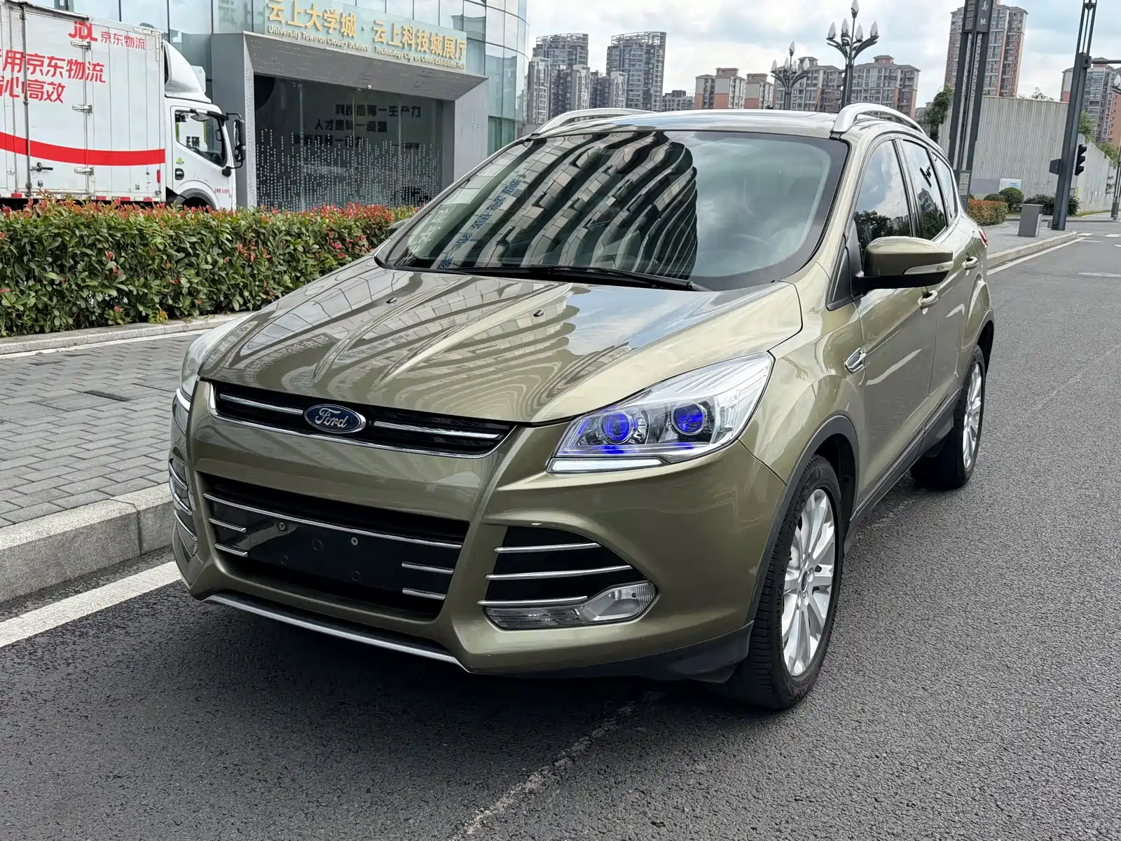 Фото 11 - Ford Kuga