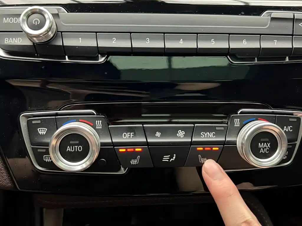 BMW X1 2022 sDrive20Li Premium фото 23