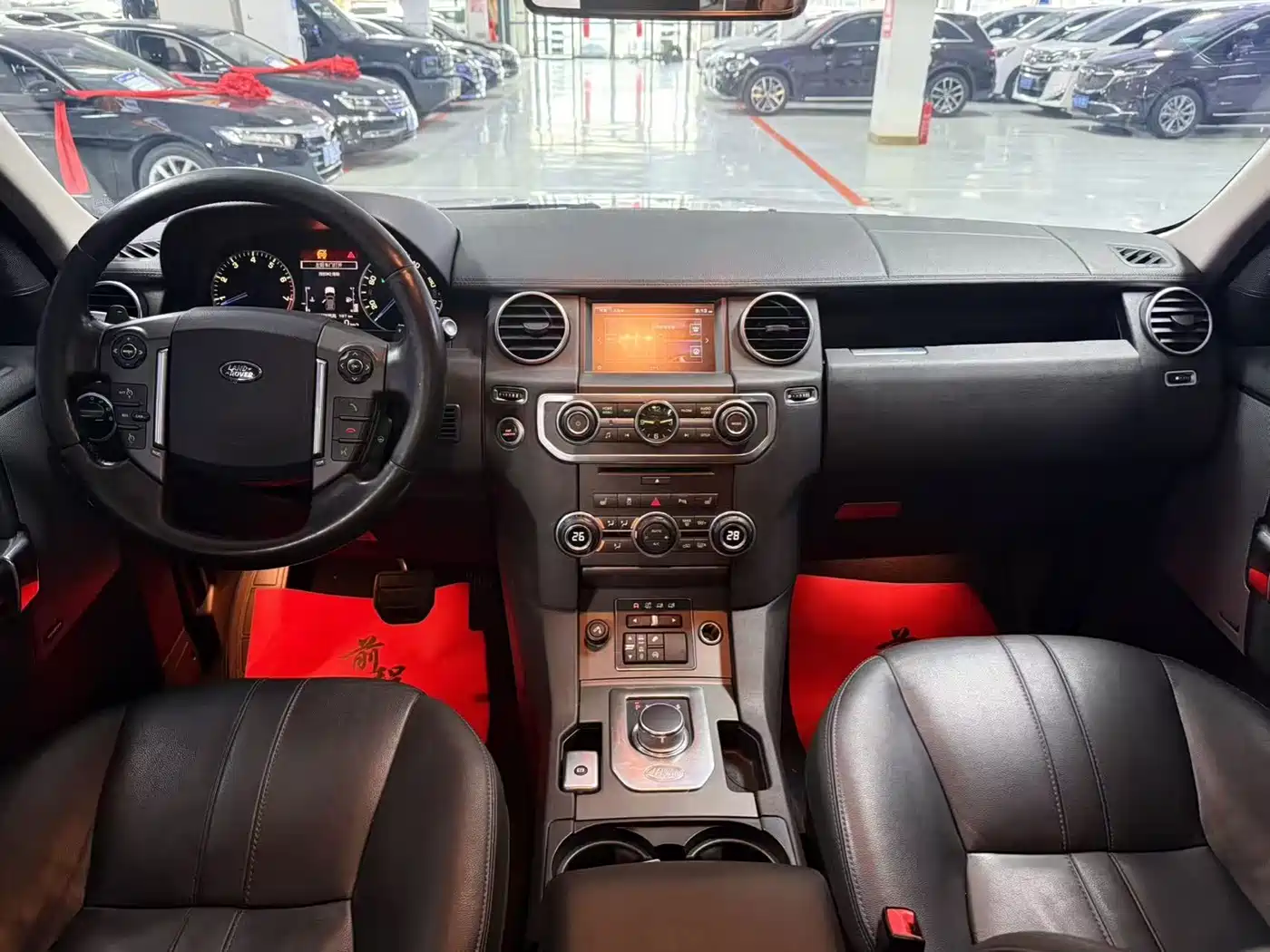 Land Rover Discovery 2016 3.0 SC Black Edition SE фото 8