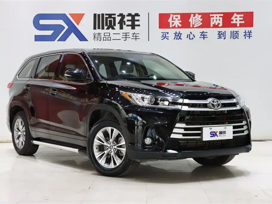 TOYOTA HIGHLANDER
