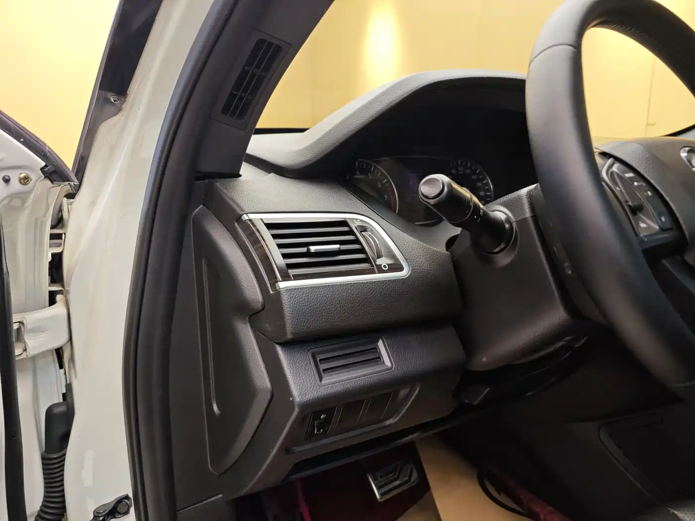 Landwind X7 2017 2015 2.0T Panoramic Flagship Edition