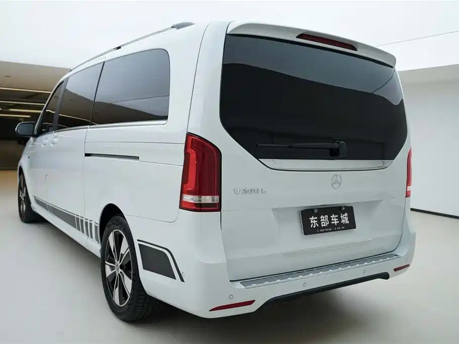 Mercedes-Benz V-Class 2020 Model V 260 L Long Wheelbase Luxury фото 5