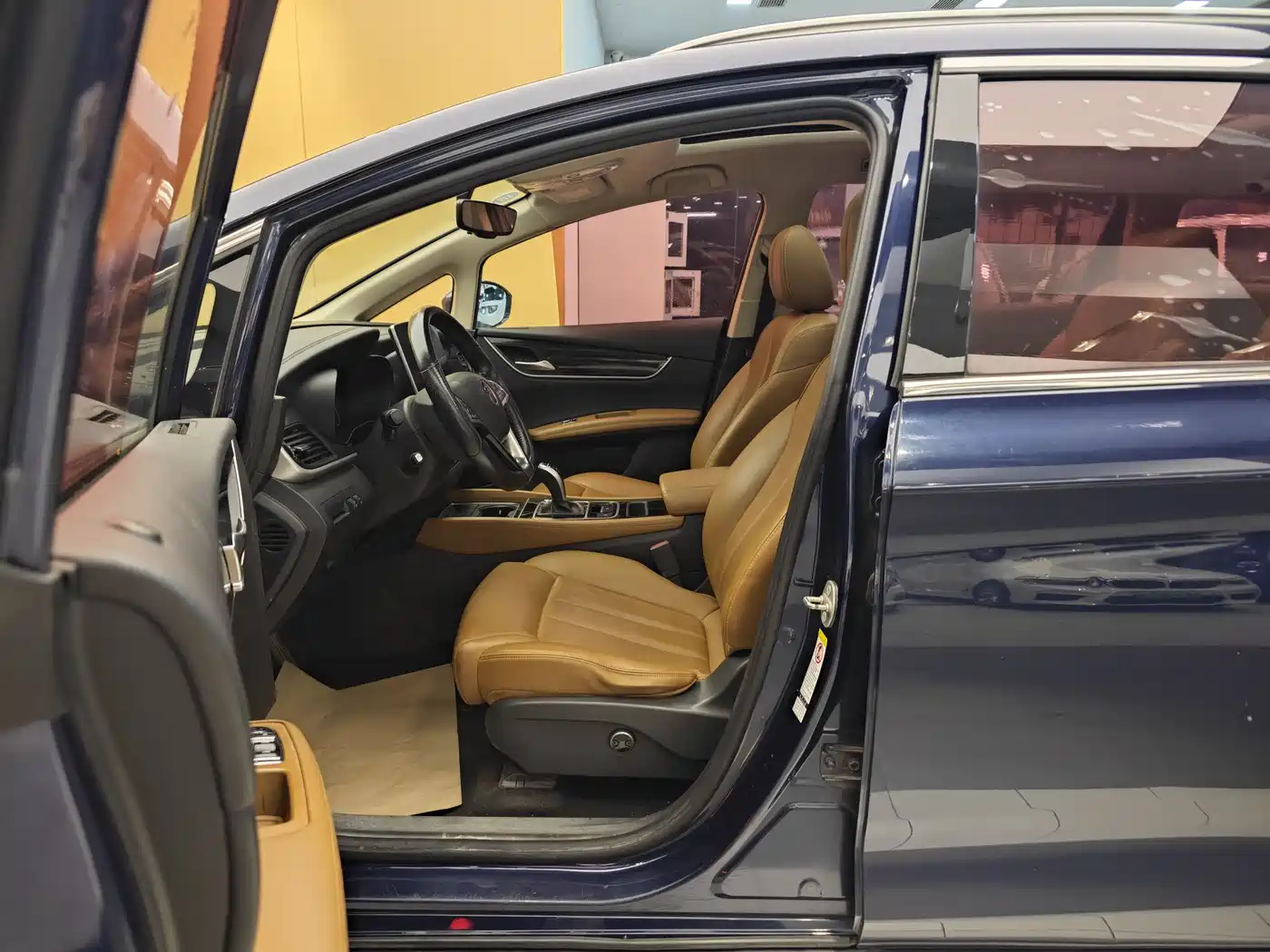 BYD Song MAX 2019 1.5T Auto Smart Connect Dynamic 6-seater China VI фото 13