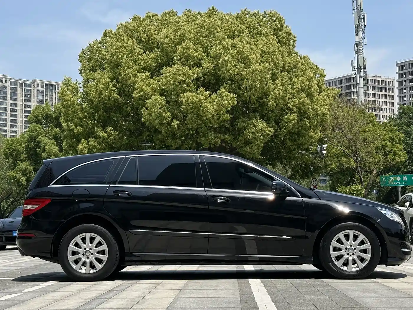 Mercedes-Benz R-Class 2014 R 320 4MATIC Business фото 7