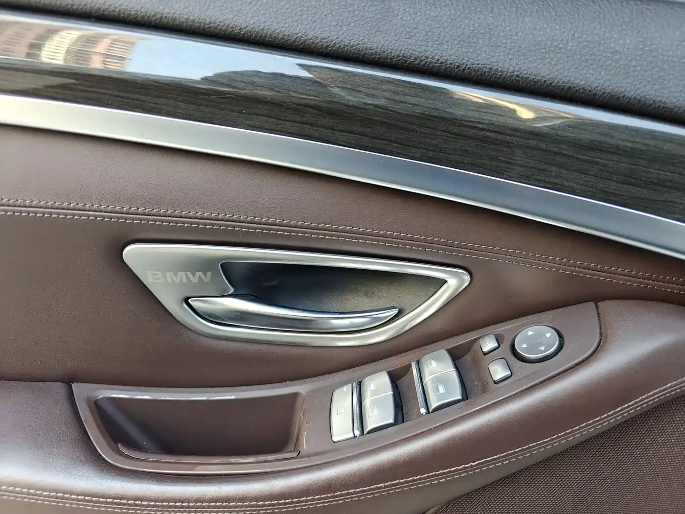 BMW 5 Series 2014 525Li Luxury Design Package фото 21