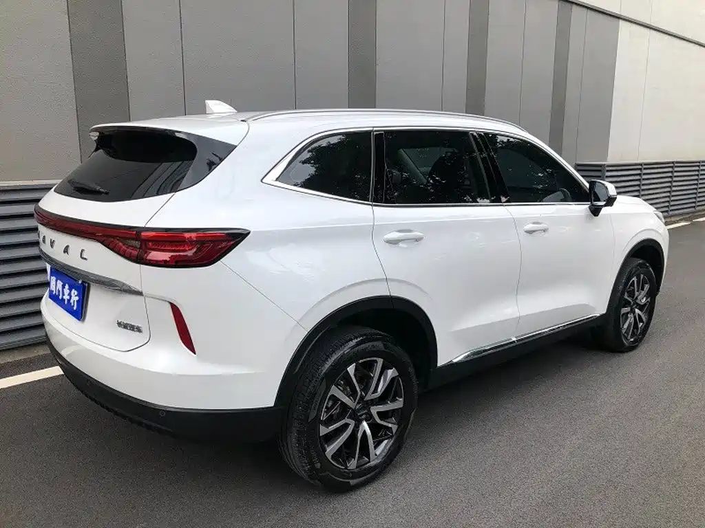 Photo 13 - Haval H6