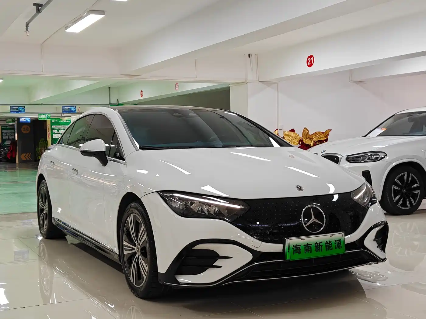 Mercedes-Benz EQE 2022 350 Luxury Edition фото 3