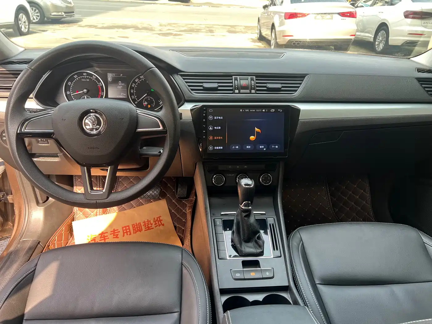 Škoda Superb 2016 TSI280 DSG Advance Edition фото 5