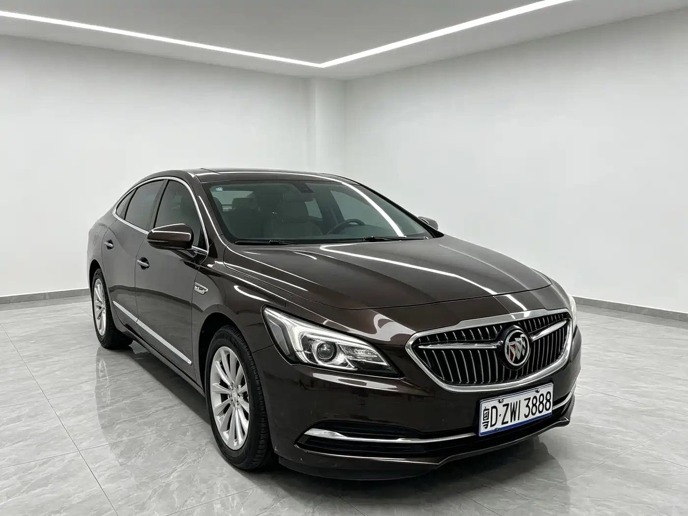 Фото 3 - Buick LaCrosse