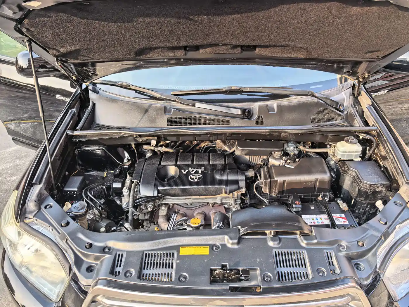Toyota Highlander 2011 2.7L 2WD 7-seat Luxury фото 17