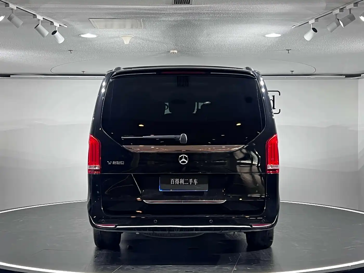 Mercedes-Benz V-Class 2022 V 260 Prestige Edition фото 5