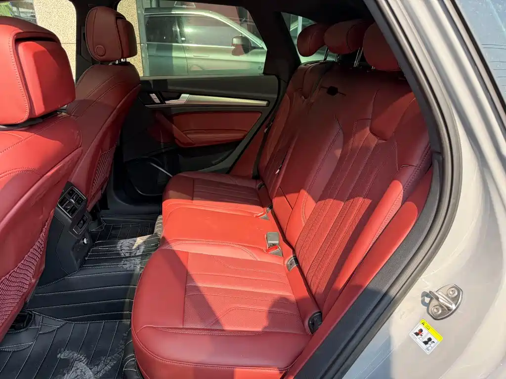 Audi Q5L 2026 2025 40 TFSI Luxury Dynamic