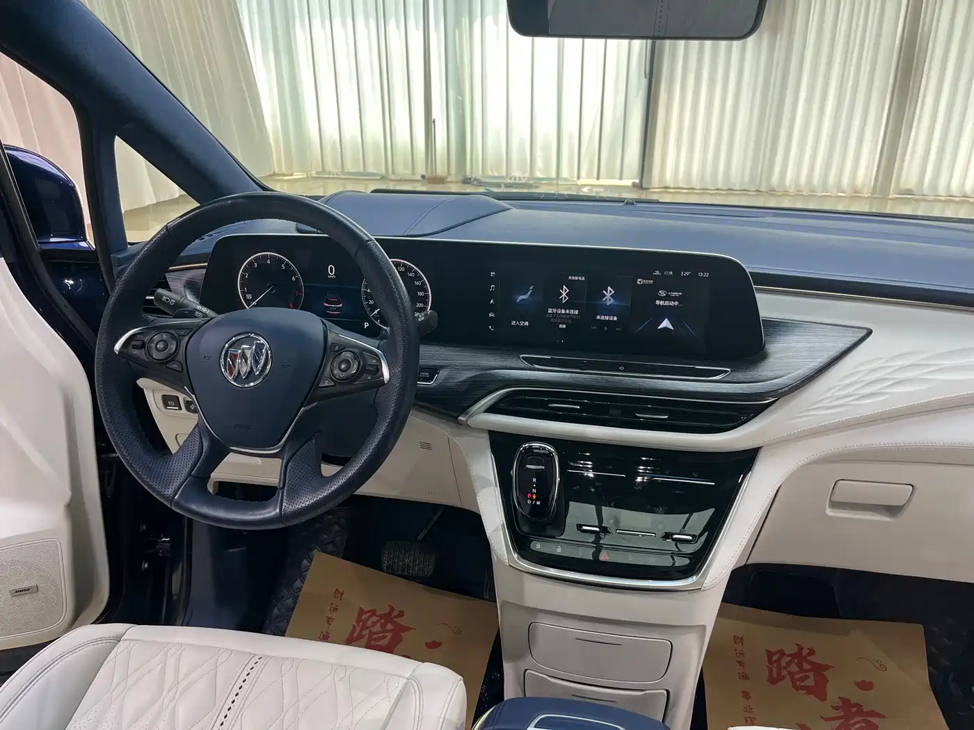 Фото 15 - Buick GL8