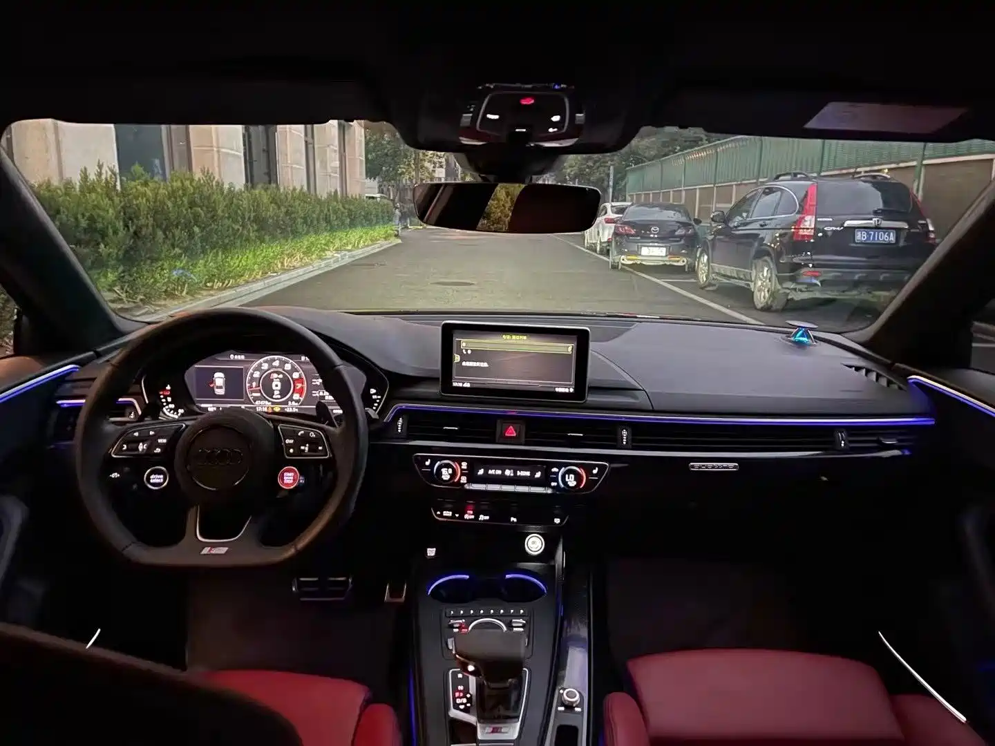 Фото 5 - Audi S4
