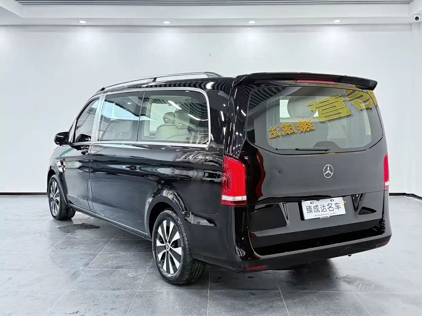 Mercedes-Benz Vito 2021 2.0T Elite 7-Seater фото 6