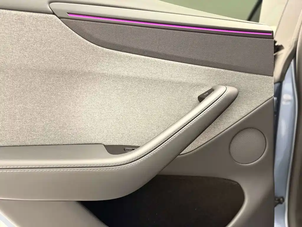 Tesla Model Y 2026 2026 Long Range Rear-Wheel Drive