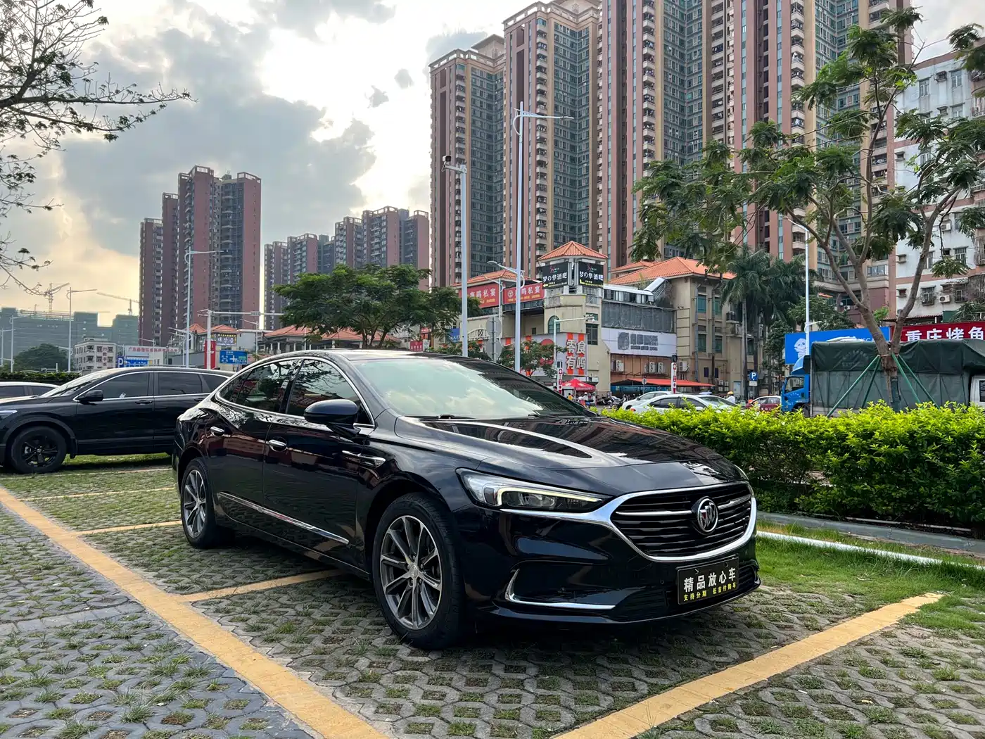 Buick LaCrosse 2019 28T Premium Model