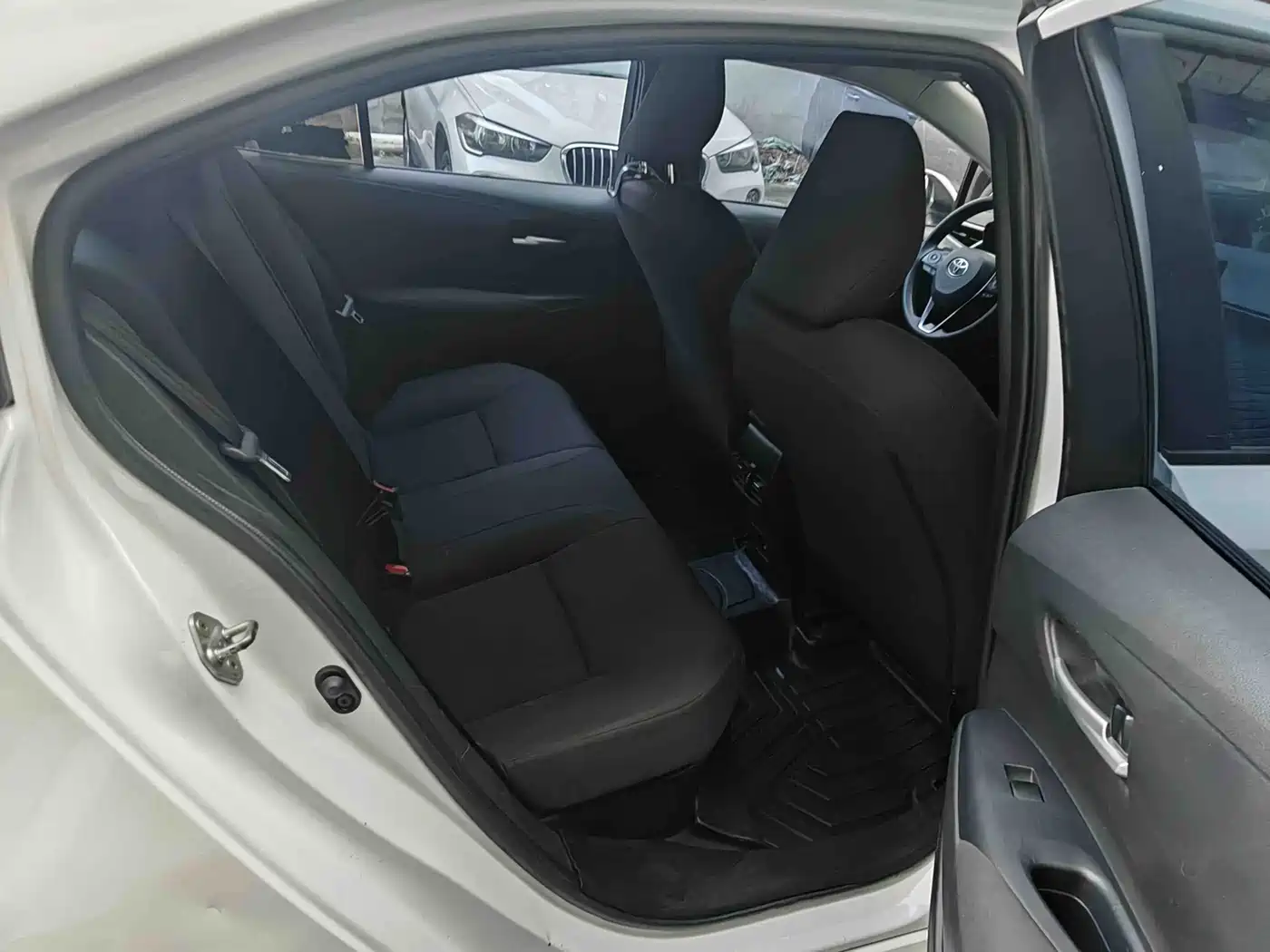 Toyota Levin 2023 Smart Hybrid 1.8L Leading Edition фото 6