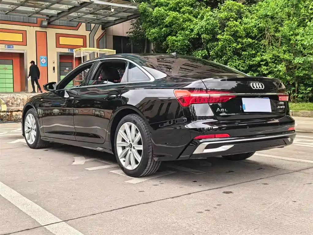 Audi A6L 2024 45 TFSI Premium Dynamic фото 17