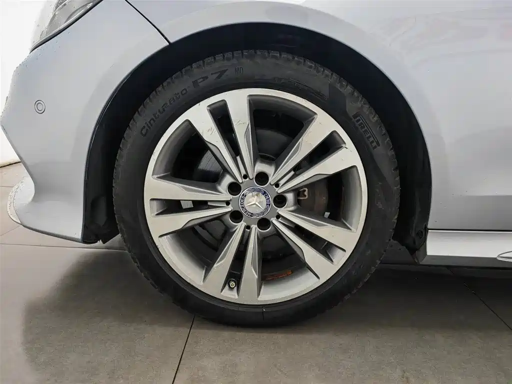 Mercedes-Benz E-Class 2015 E 260 L Sport фото 17