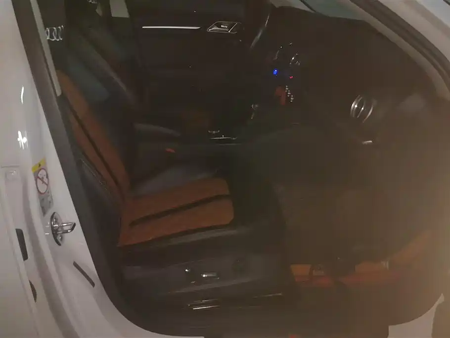 Audi A3 2016 Limousine 35 TFSI Progressive фото 8