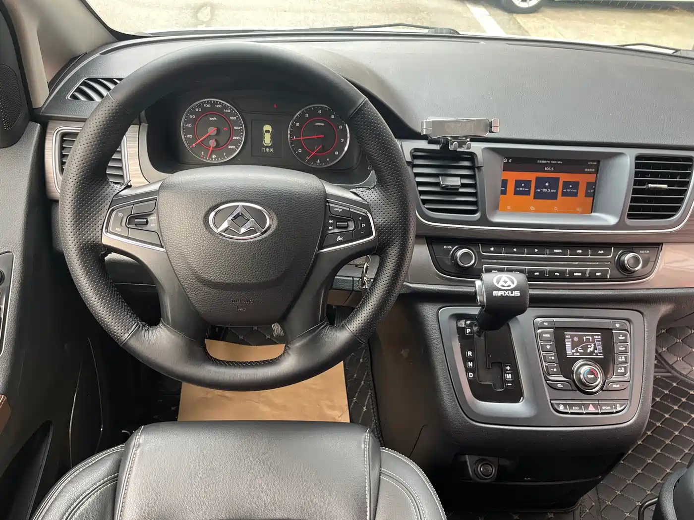 SAIC Maxus Maxus G10 2018 PLUS 2.0T Automatic Executive Edition фото 8