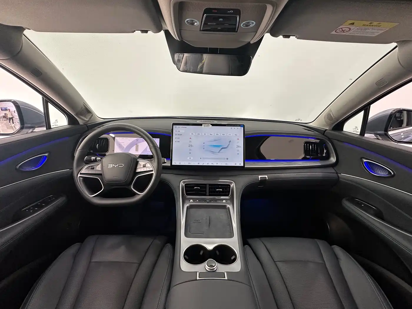 BYD Hai Shi 07 DM-i 2025 150 Pilot+ Edition фото 21