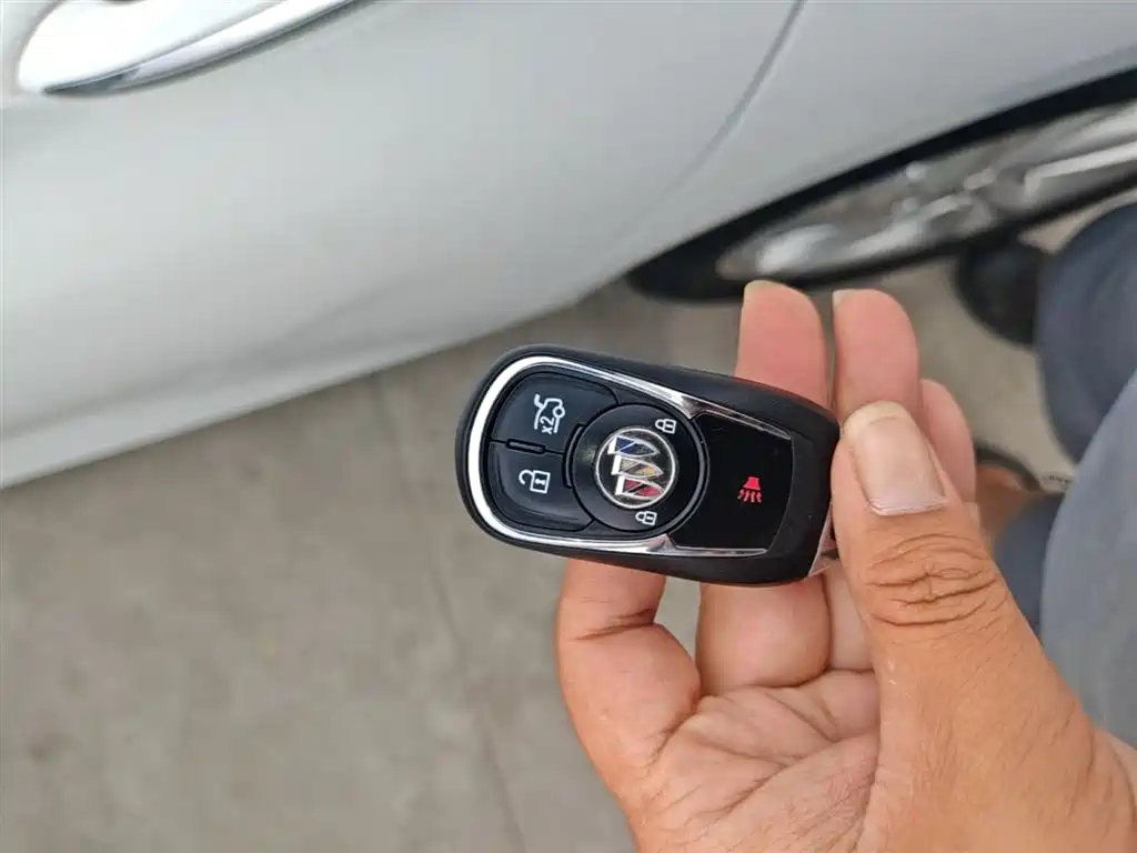Buick Regal 2020 552T Elite фото 9