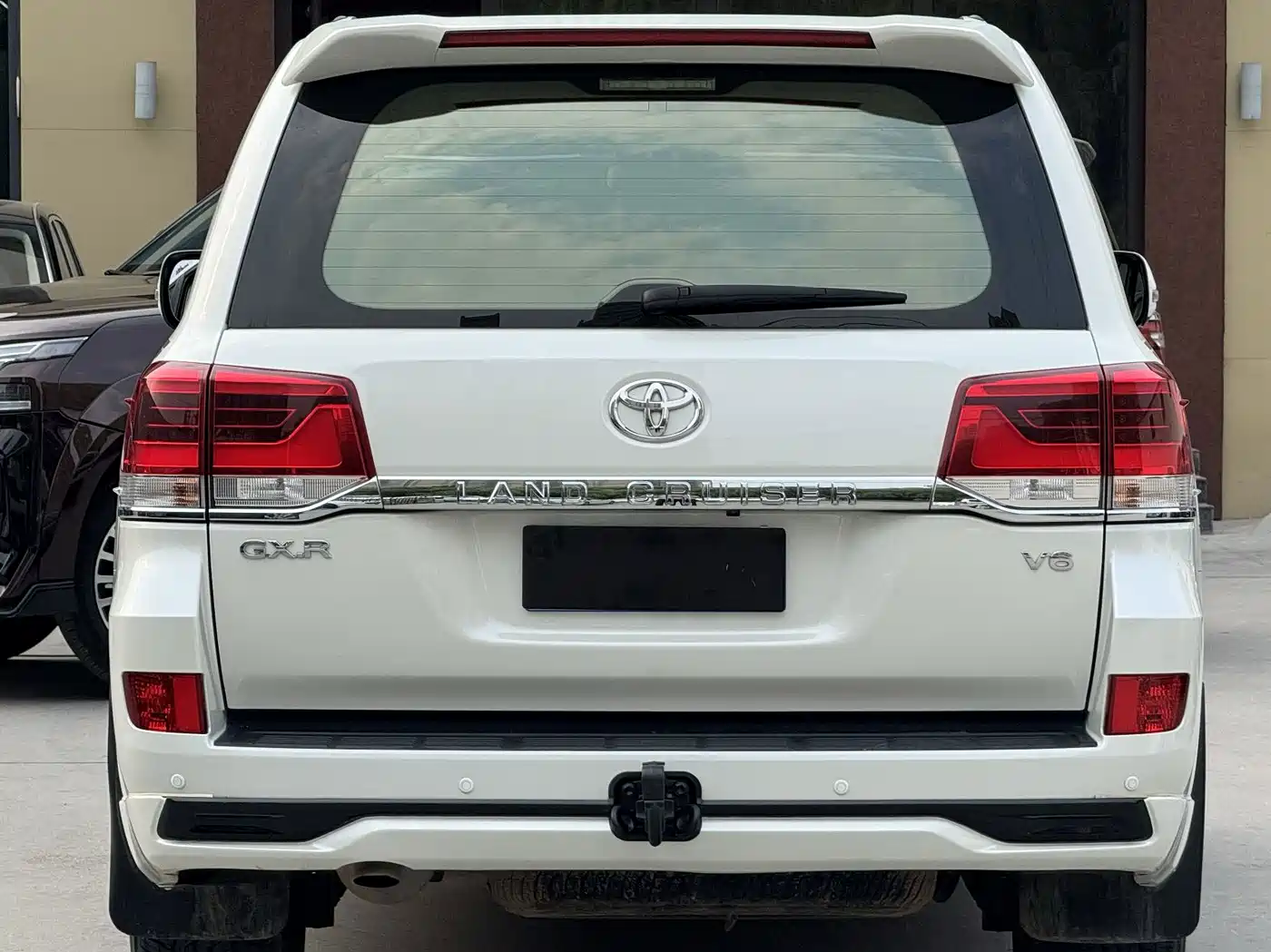 Toyota Land Cruiser (Import) 2019