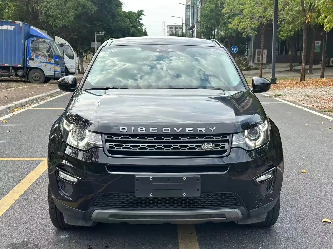 Land Rover Discovery Sport 2016 2.0T SE фото 2