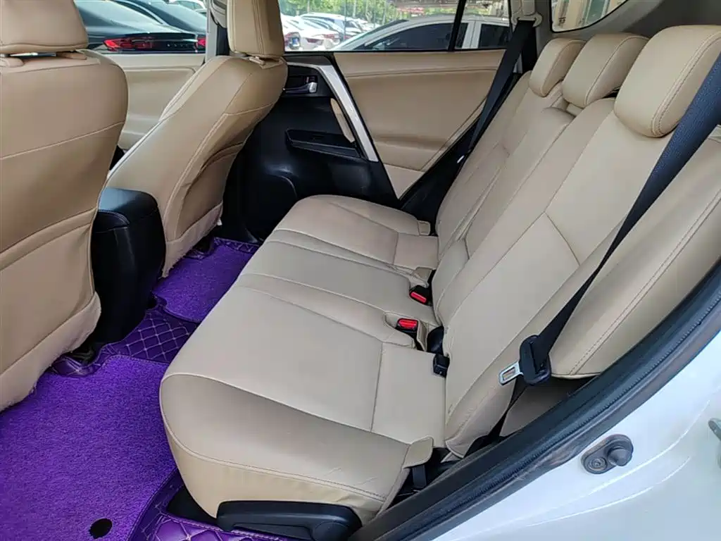 Toyota RAV4 Rongfang 2013 2.0L CVT 4WD Pioneer фото 17