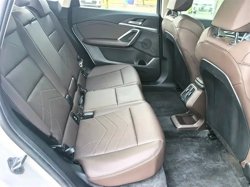 BMW iX1 2025 2025 eDrive25L M Sport Package