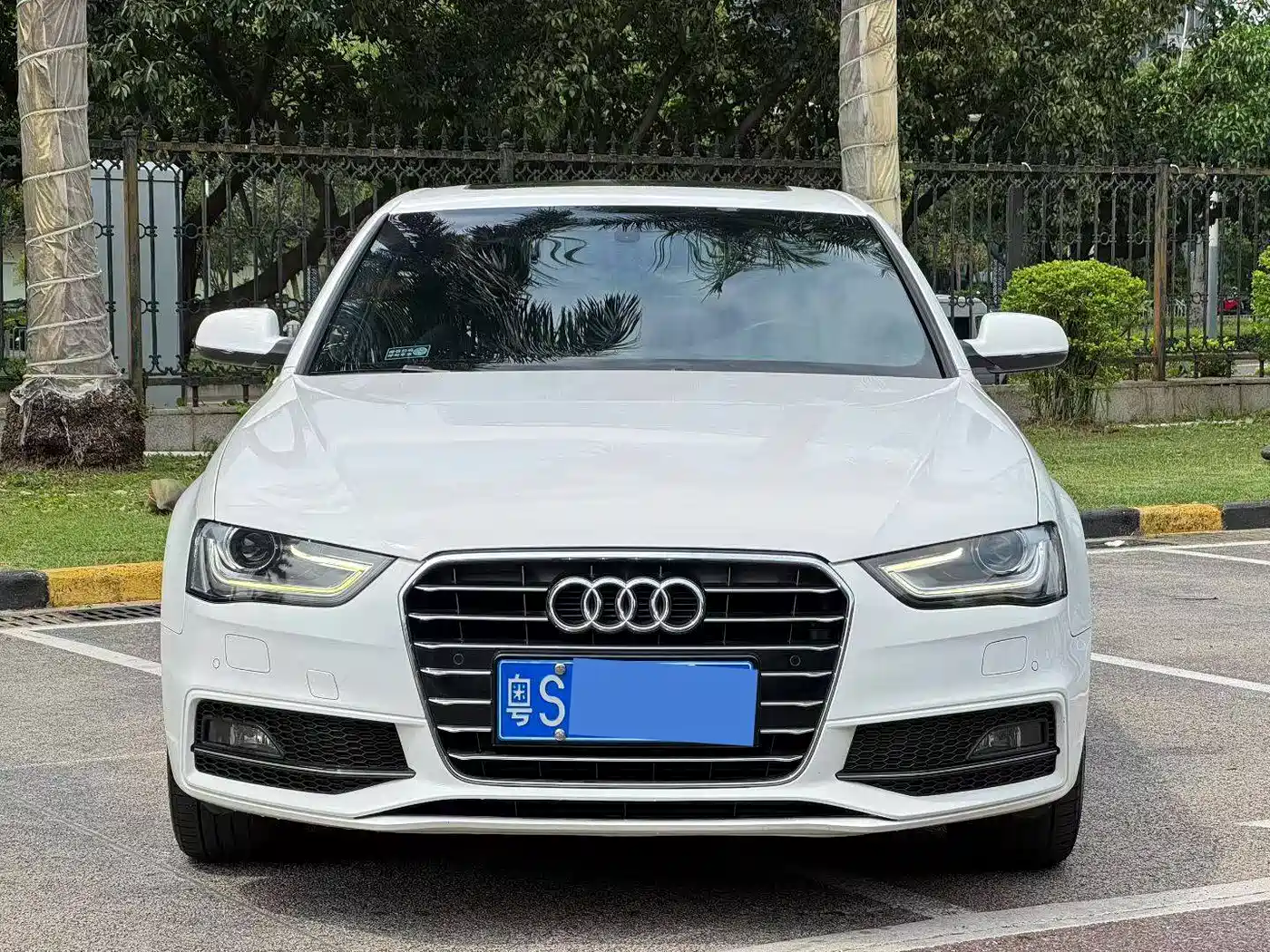 Audi A4L 2016 35 TFSI Collector's Edition S line Comfort фото 9