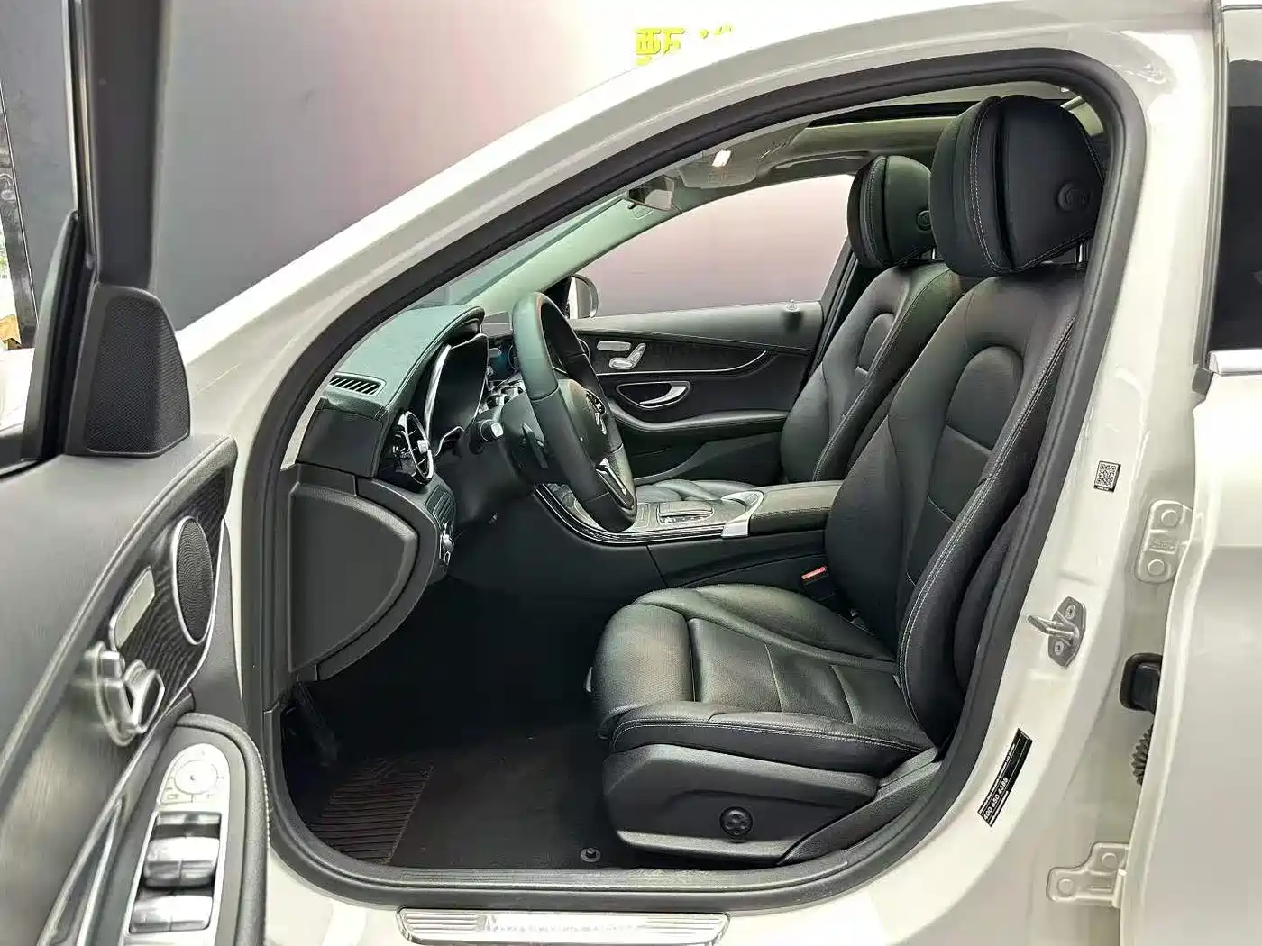 Mercedes-Benz C-Class 2019 Facelift C 260 L Sport фото 3