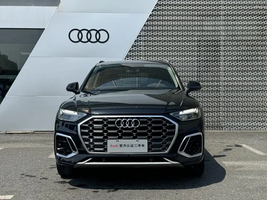 Audi Q5L 2021 40 TFSI Luxury Dynamic фото 2