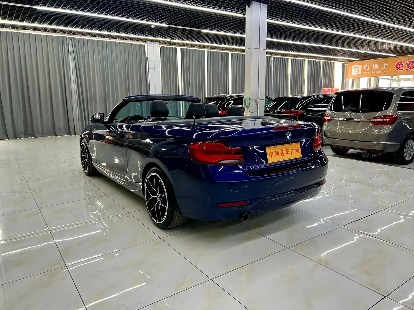 BMW 2 Series (Import) 2018 220i Convertible Coupe Sport Design Package фото 4