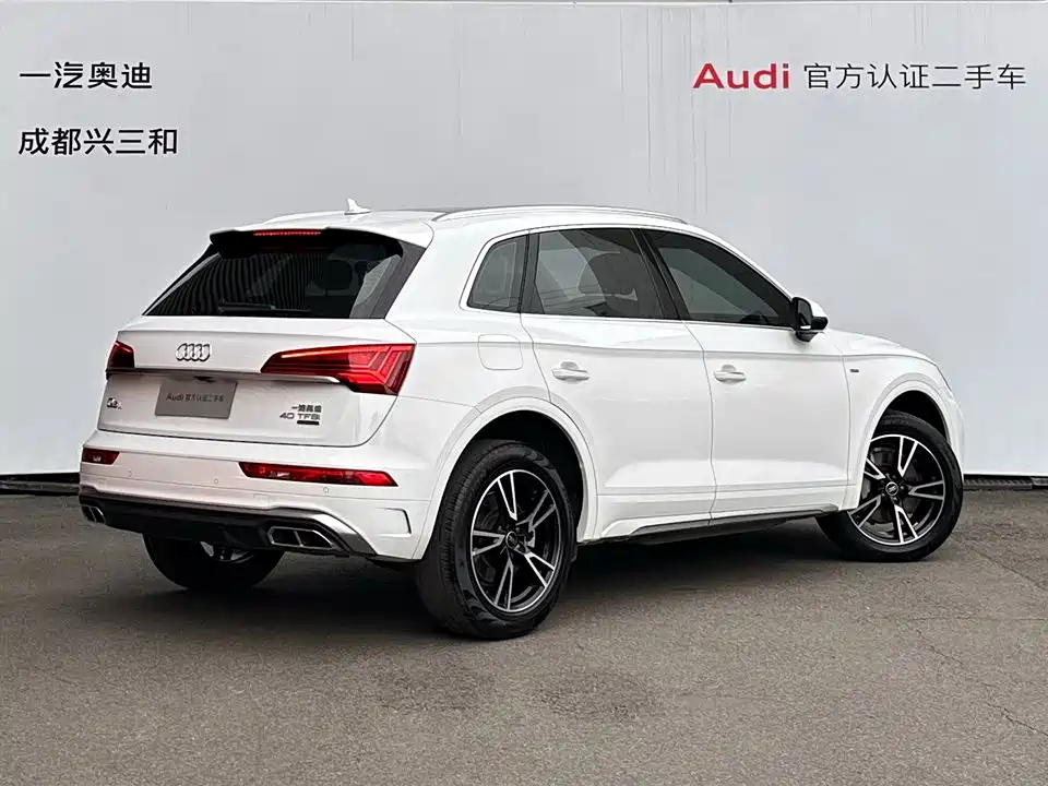 Audi Q5L 2023 40T Fashion Dynamic фото 4