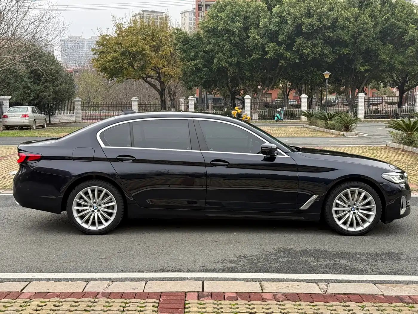 BMW 5 Series 2022 Facelift II 530Li Luxury Trim Premium Package фото 10