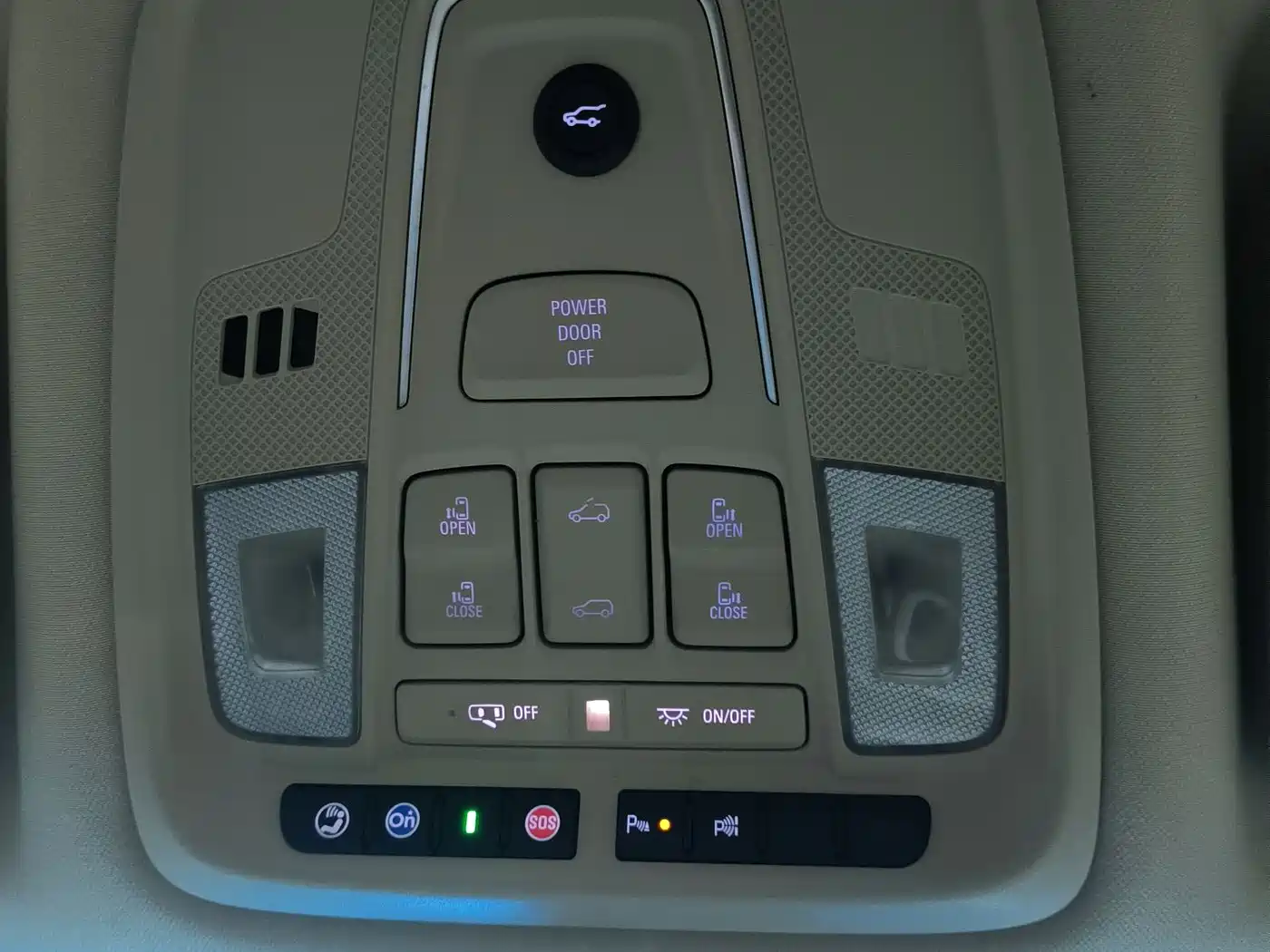 Buick GL8 2023 ES Landmaster Exclusive фото 8
