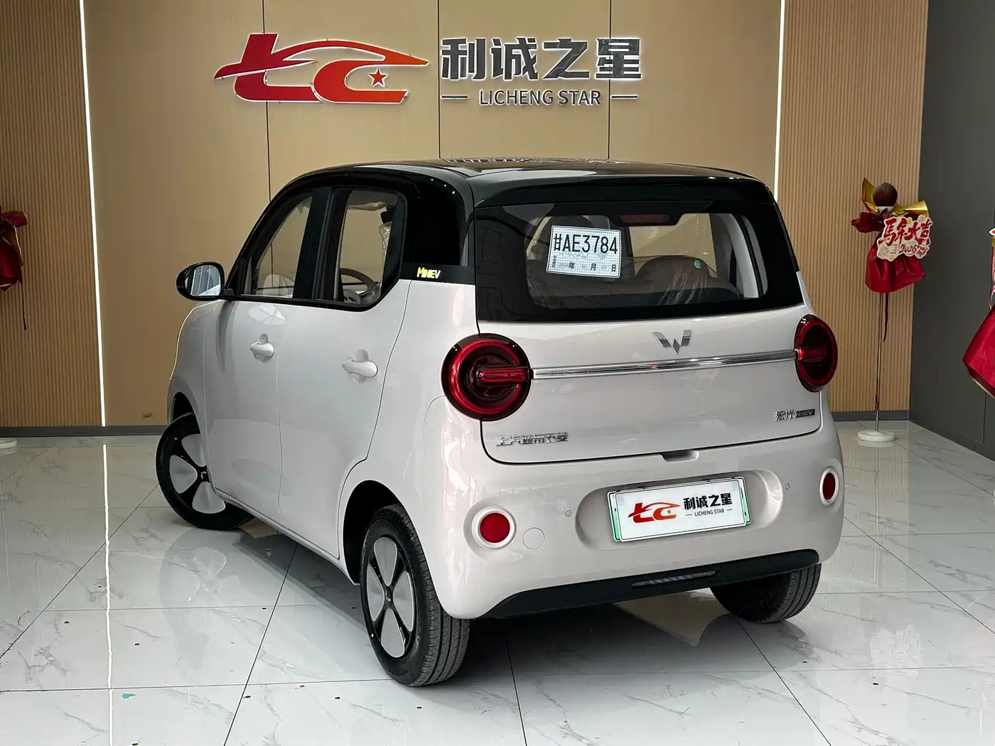 WULING AUTOMOBILE HONGGUANG MINIEV