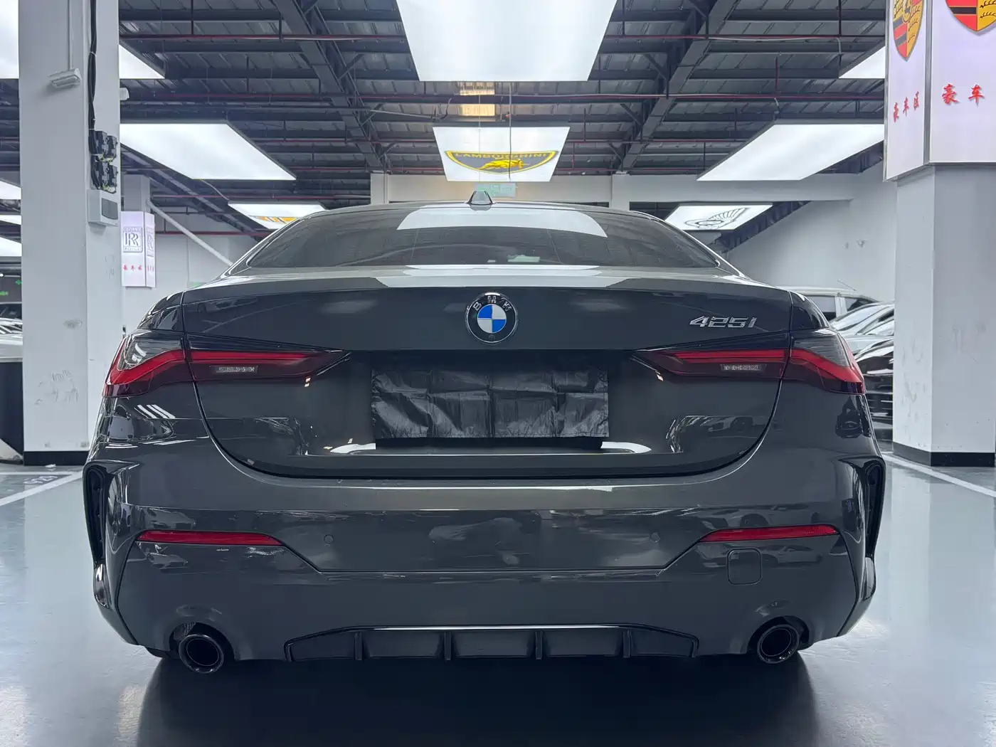 BMW 4 Series 2023 425i M Sport Shadowline Package фото 24