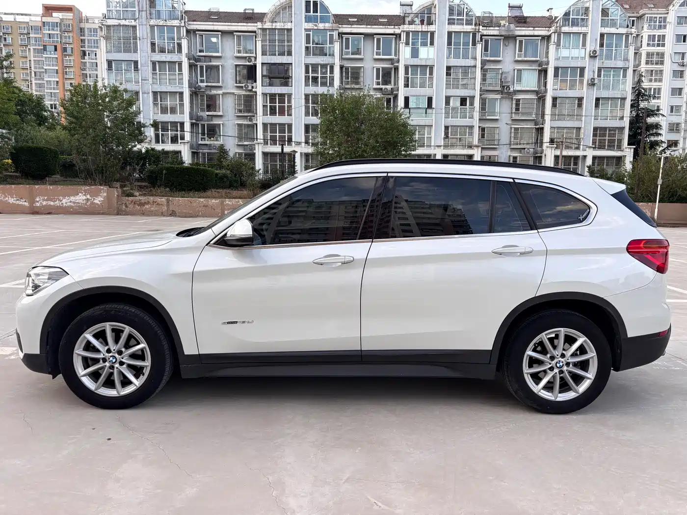 BMW X1 2018 sDrive18Li Fashion Model фото 8