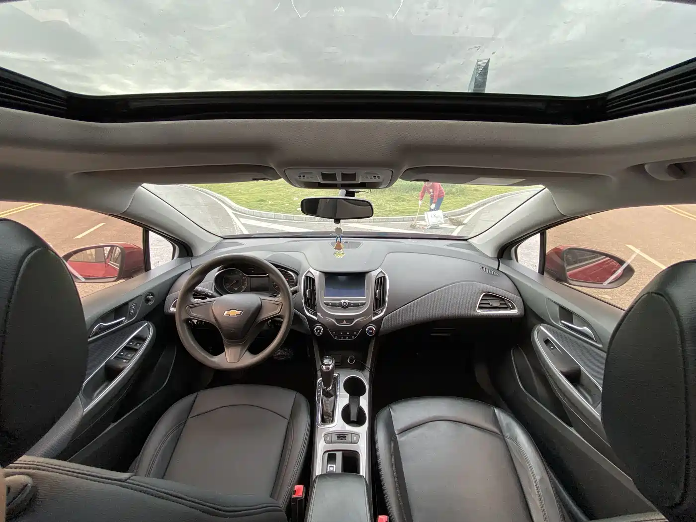 Chevrolet Cruze 2018 320 Automatic Pioneer Sunroof Edition фото 9
