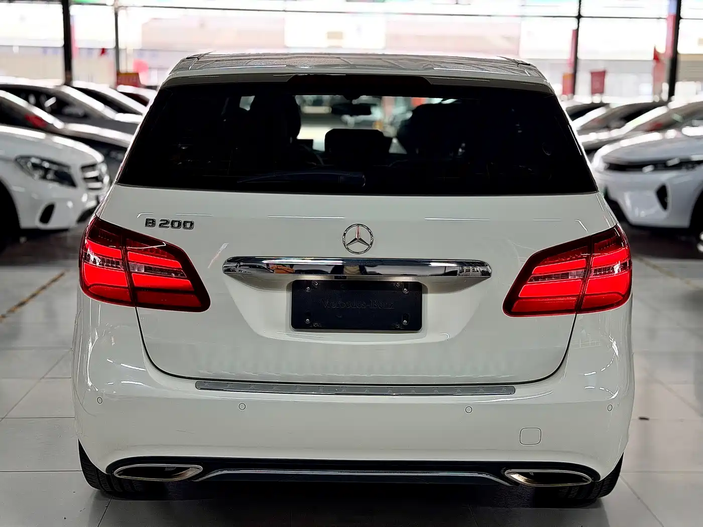 Mercedes-Benz B-Class 2016 B 200 Collector's Edition фото 4